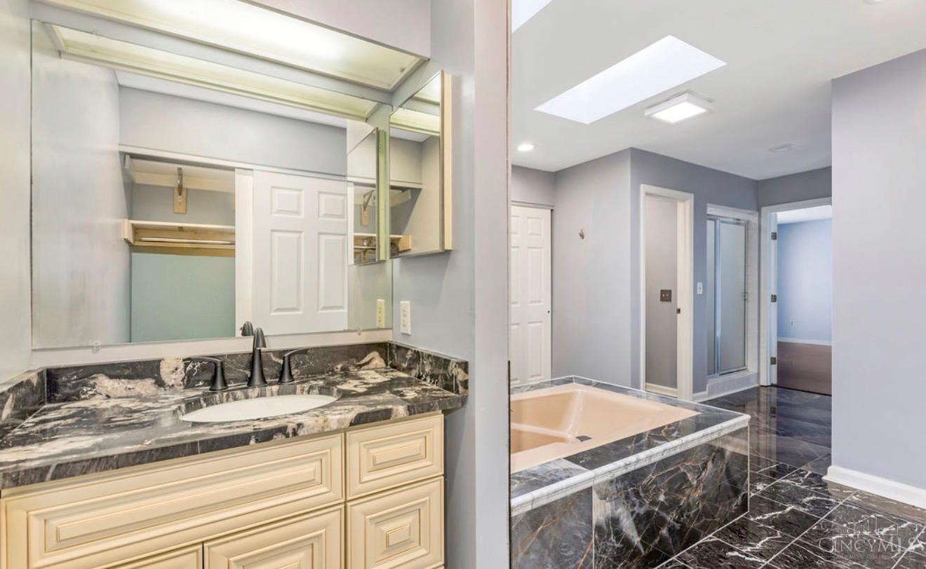 4 Old Duxbury Court, Fairfield, OH, 45014 — photo 18