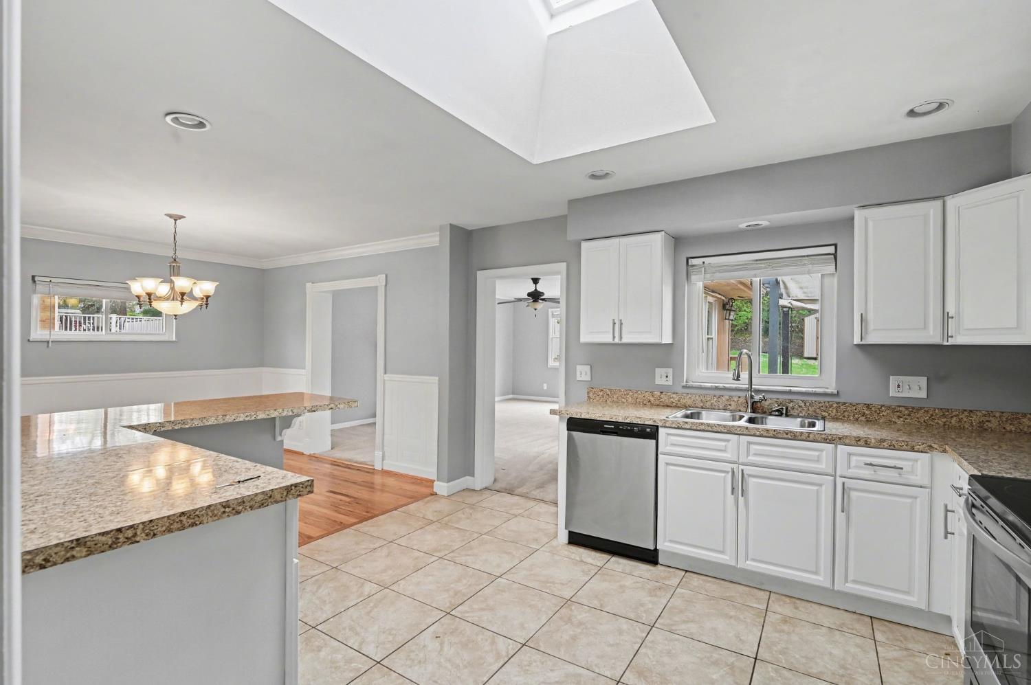 2026 Bellglade Terrace, Green Twp, OH, 45238 — photo 6