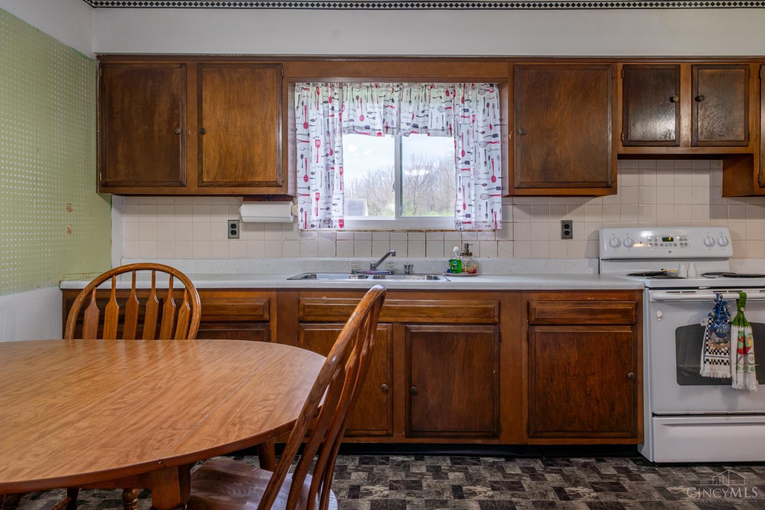 6960 Elkton Gifford Road, Gratis Twp, OH, 45064 — photo 6
