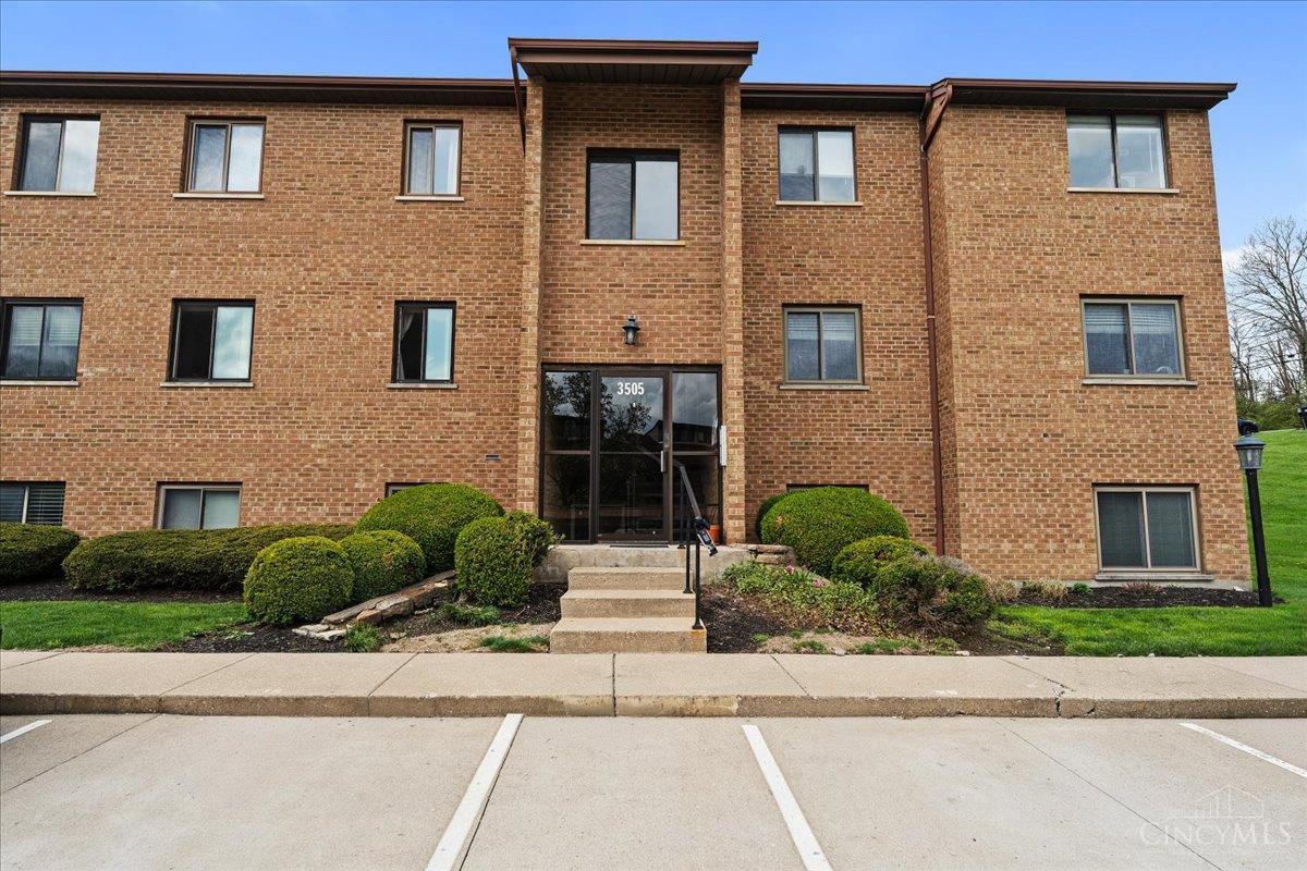 Homes for sale in Green Twp, OH | 3505 W Fork Rd #20, Green Twp, OH 45211 | MLS# 1873786