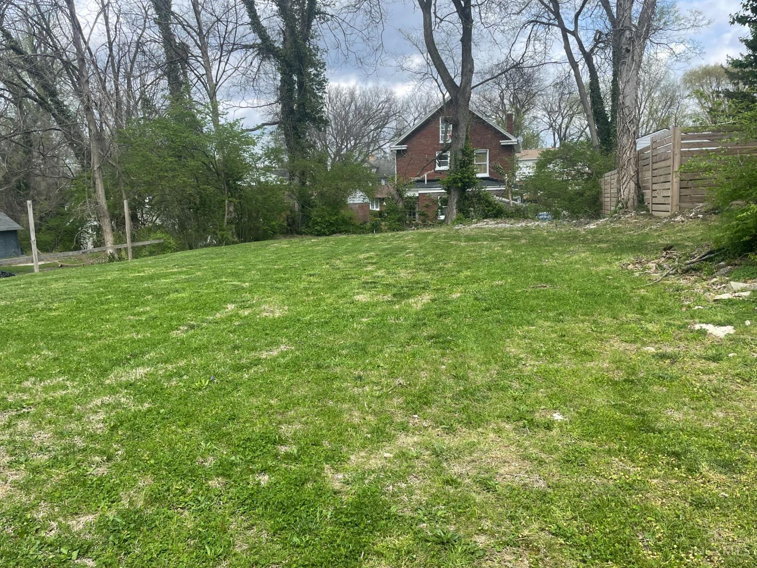 524 Camden Avenue, Cincinnati, OH, 45229 — photo 4