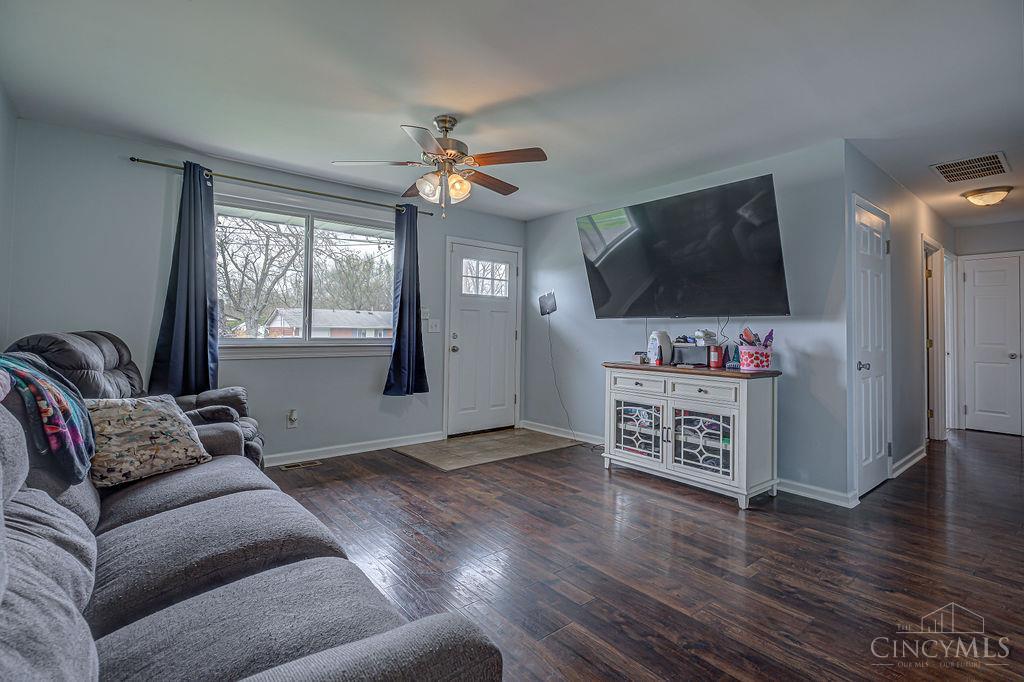 10092 Windswept Lane, Colerain Twp, OH, 45251 — photo 5