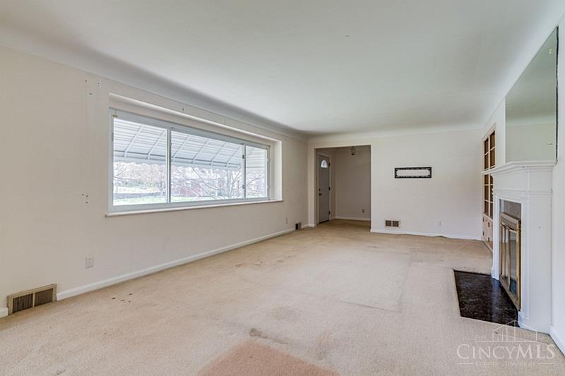 6955 Carroll Avenue, Sycamore Twp, OH, 45236 — photo 8