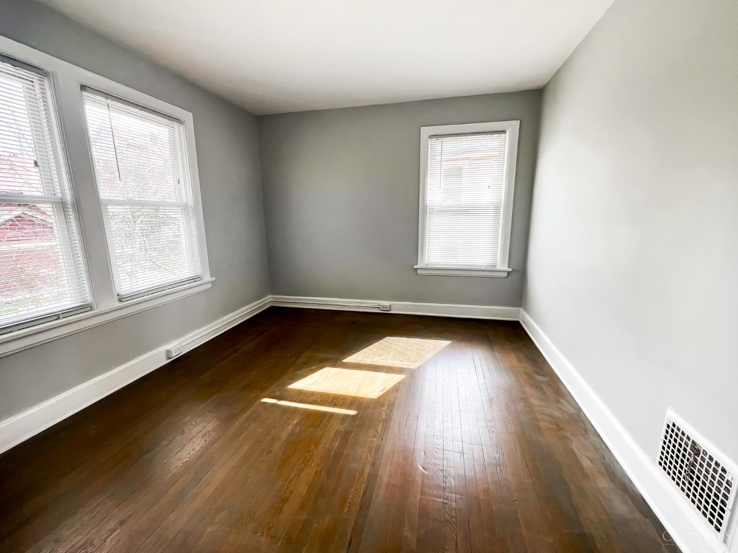 130 Mary Lane, Cincinnati, OH, 45217 — photo 38
