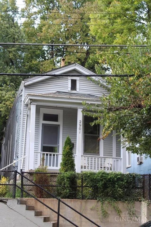 2901 Marshall Avenue, Cincinnati, OH, 45220