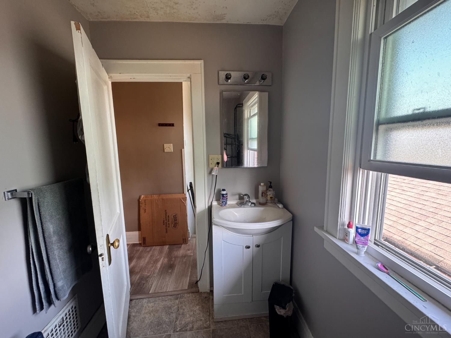 645 Blanche Ave., Cincinnati, OH, 45215 — photo 17