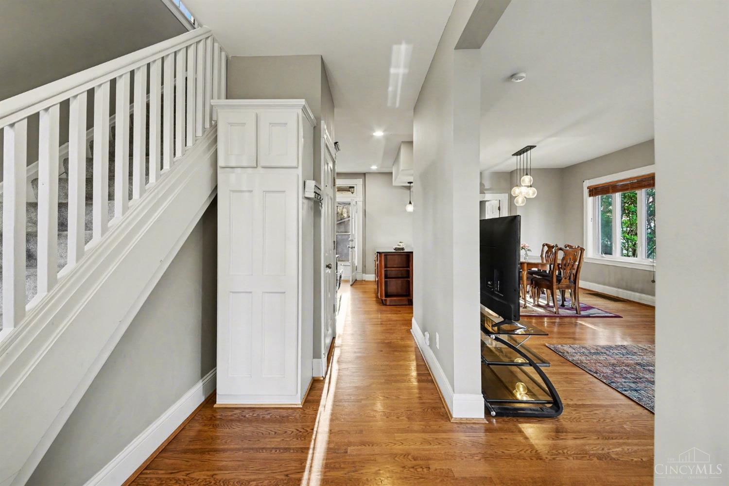 4210 Thirty Third Avenue