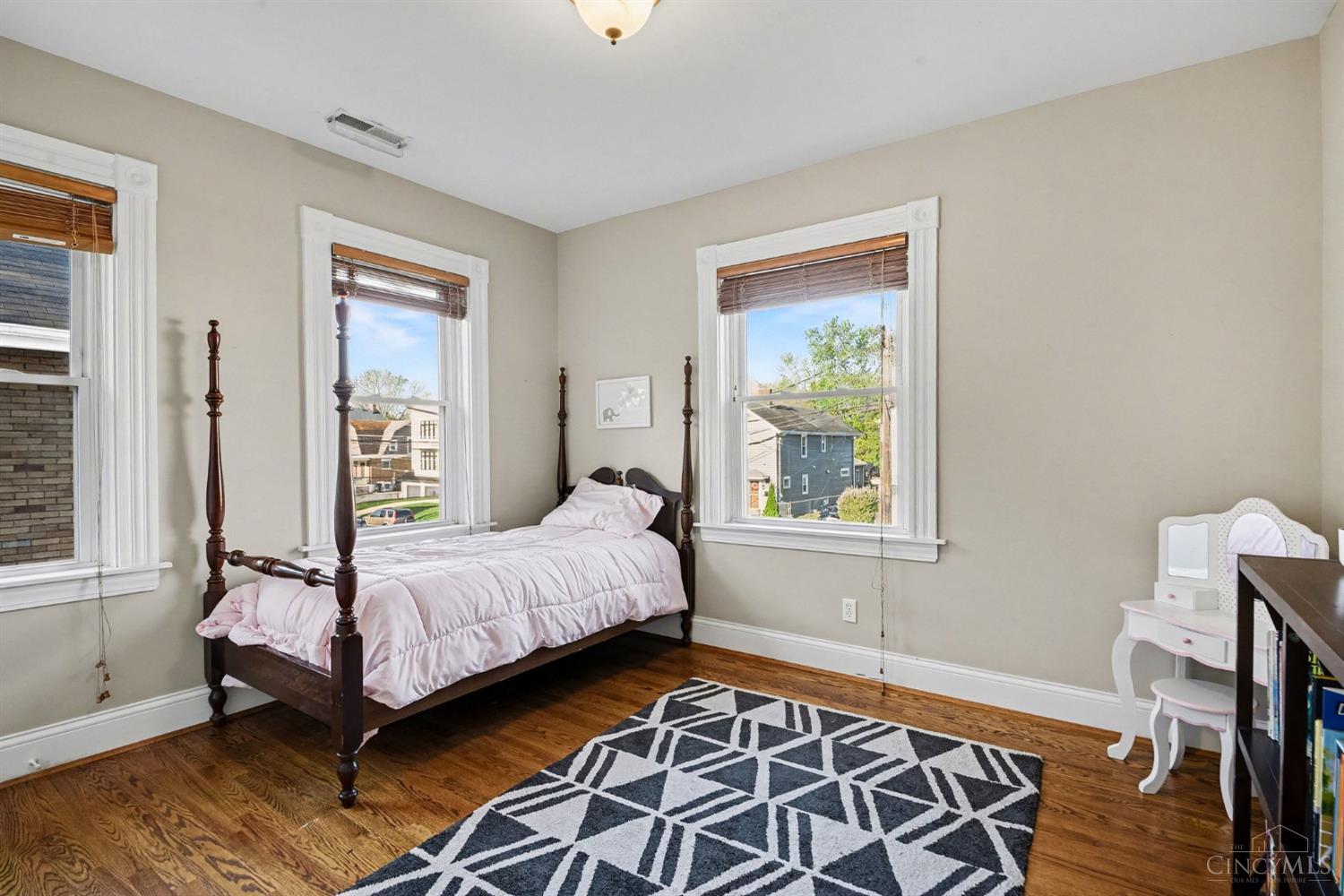 4210 Thirty Third Avenue