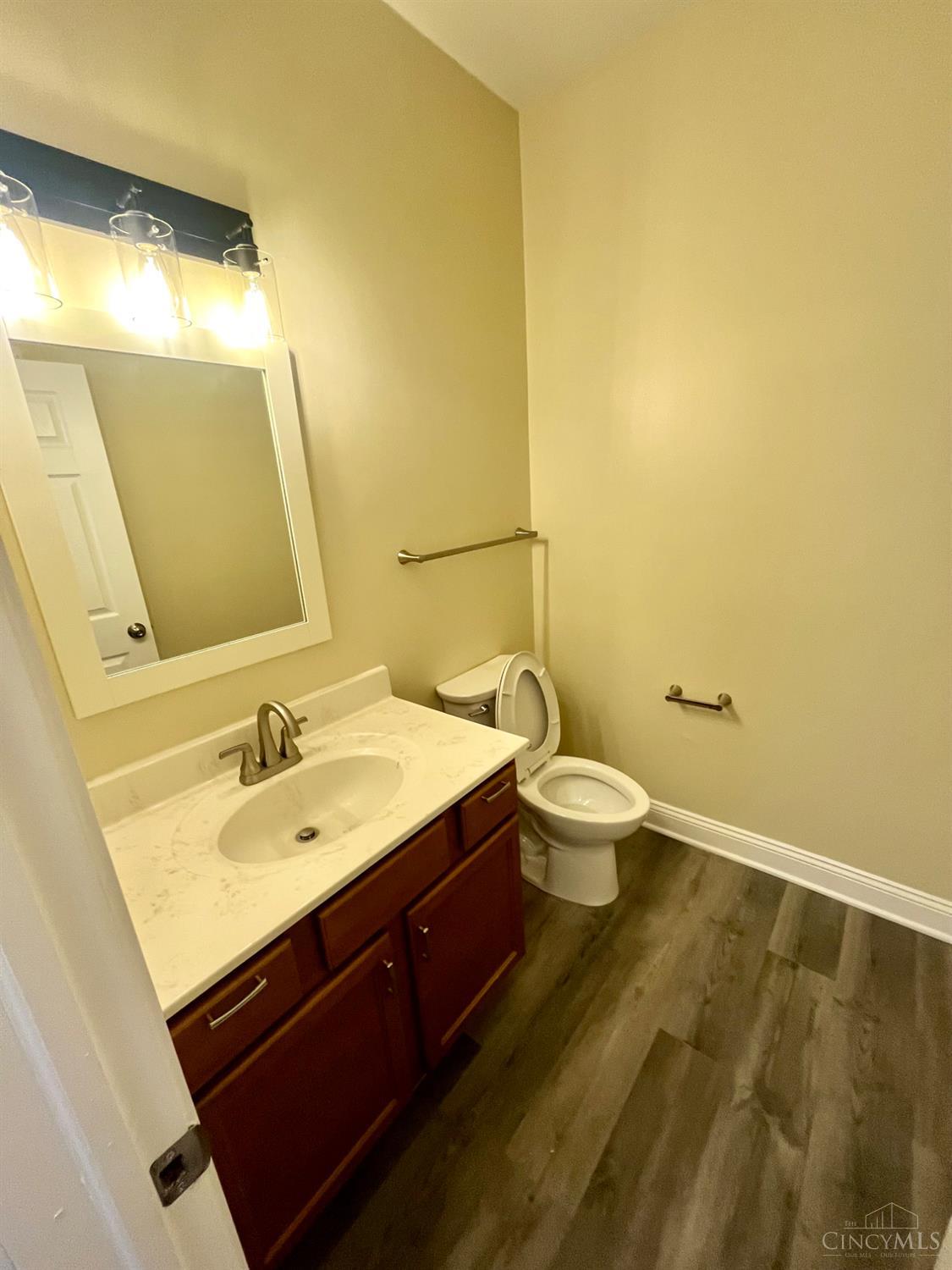 2962 Henshaw Avenue, Cincinnati, OH, 45225 — photo 5