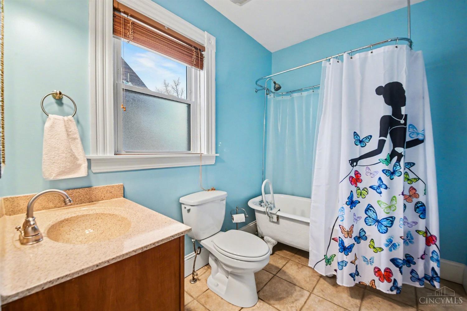 4210 Thirty Third Avenue