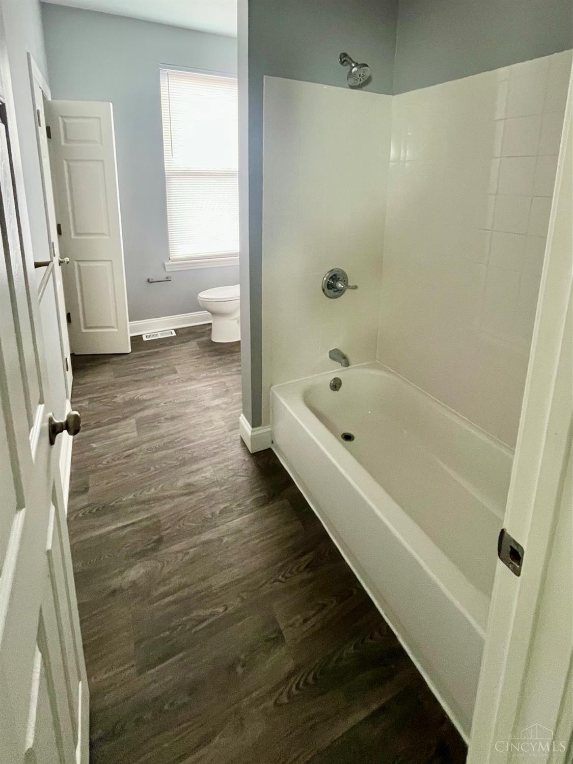 2962 Henshaw Avenue, Cincinnati, OH, 45225 — photo 13