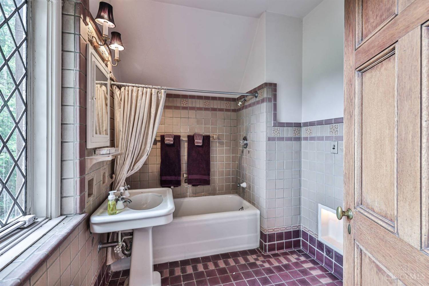 2366 Kipling Avenue, Cincinnati, OH, 45239 — photo 31