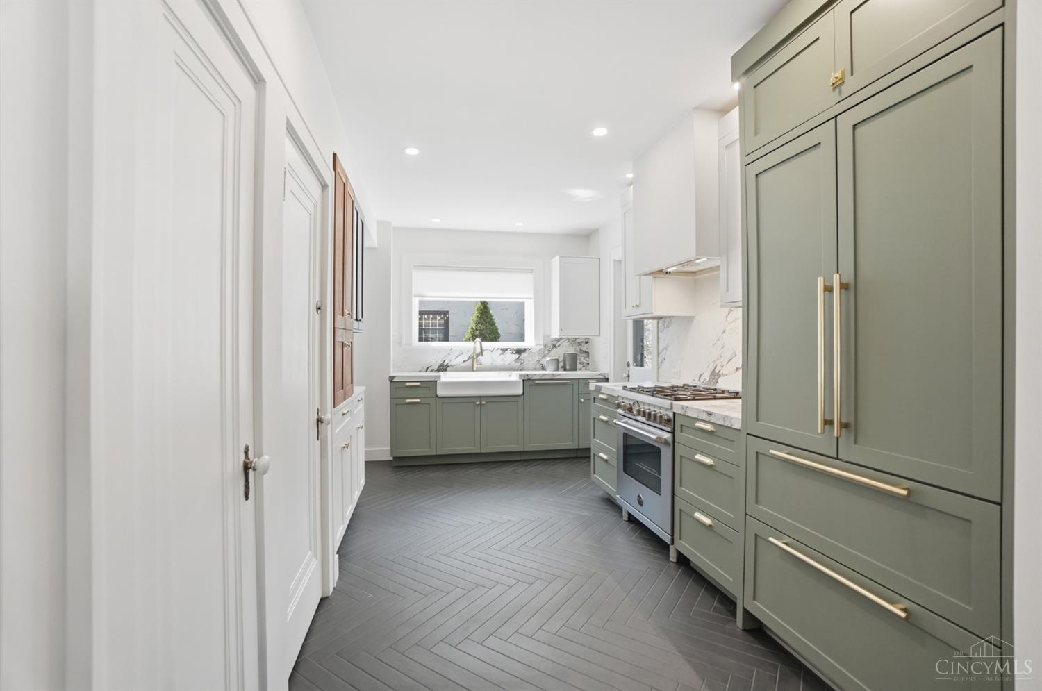 1123 Salisbury Drive