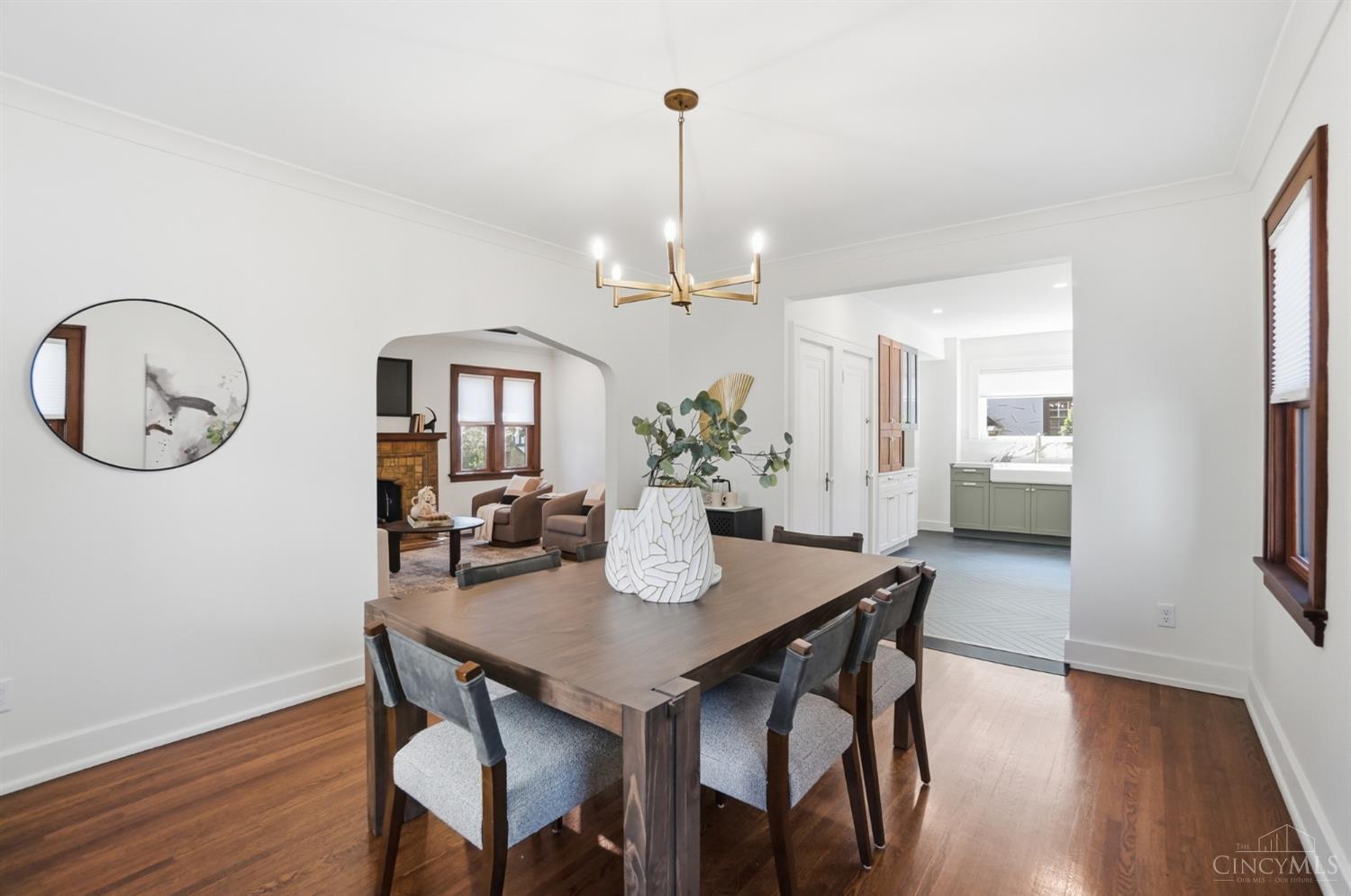 1123 Salisbury Drive