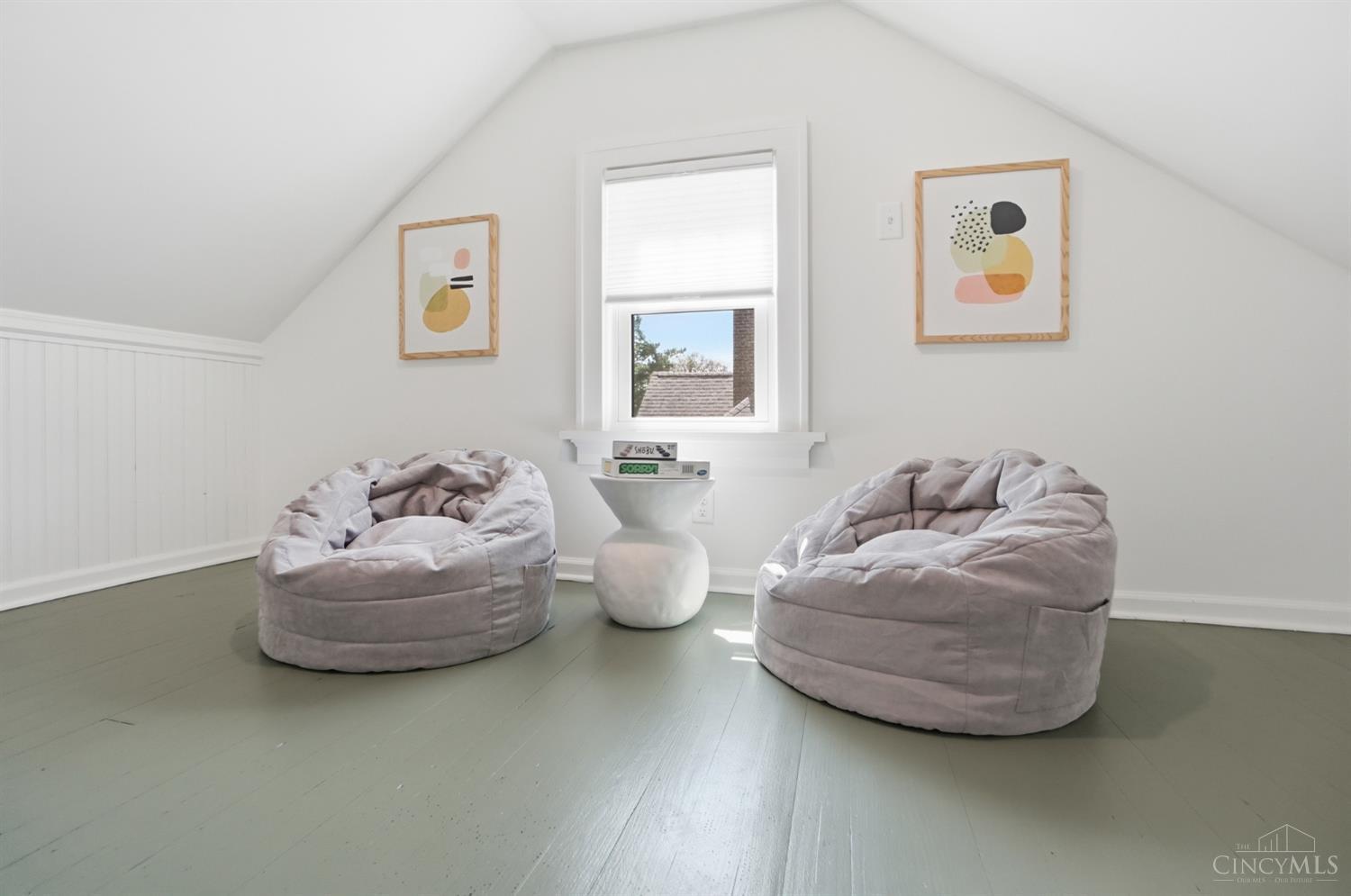 1123 Salisbury Drive