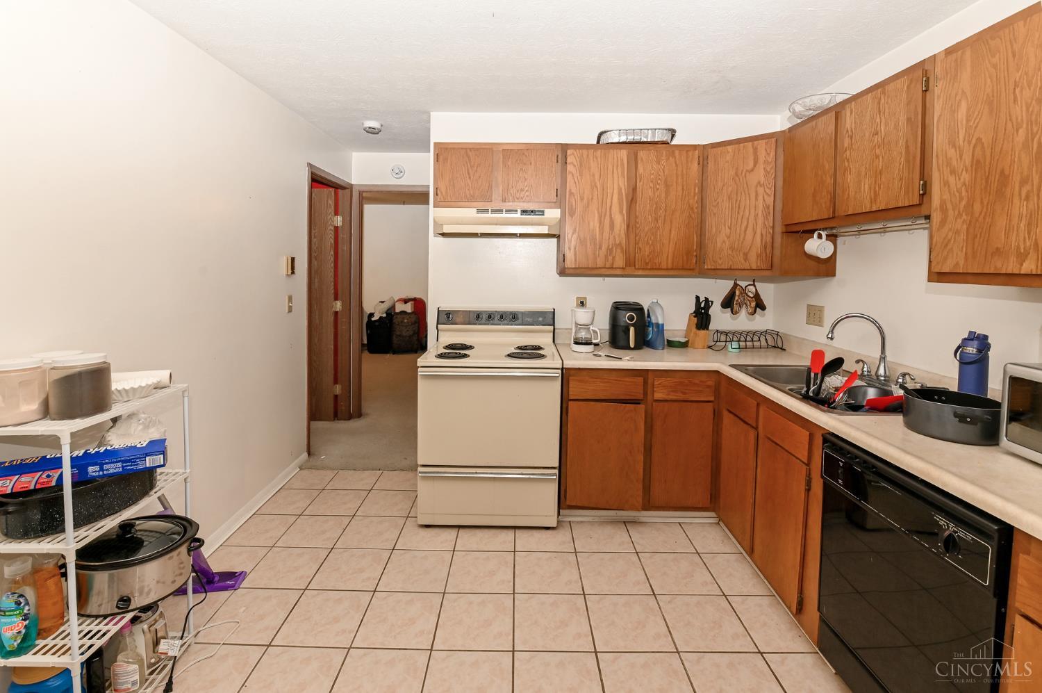 7231 Creekview Drive #9, Colerain Twp, OH, 45247 — photo 14