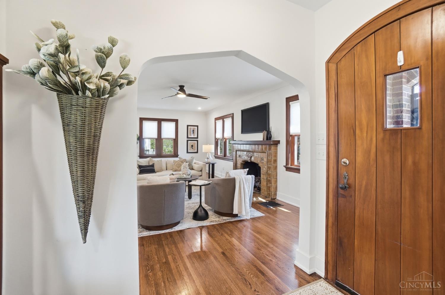 1123 Salisbury Drive