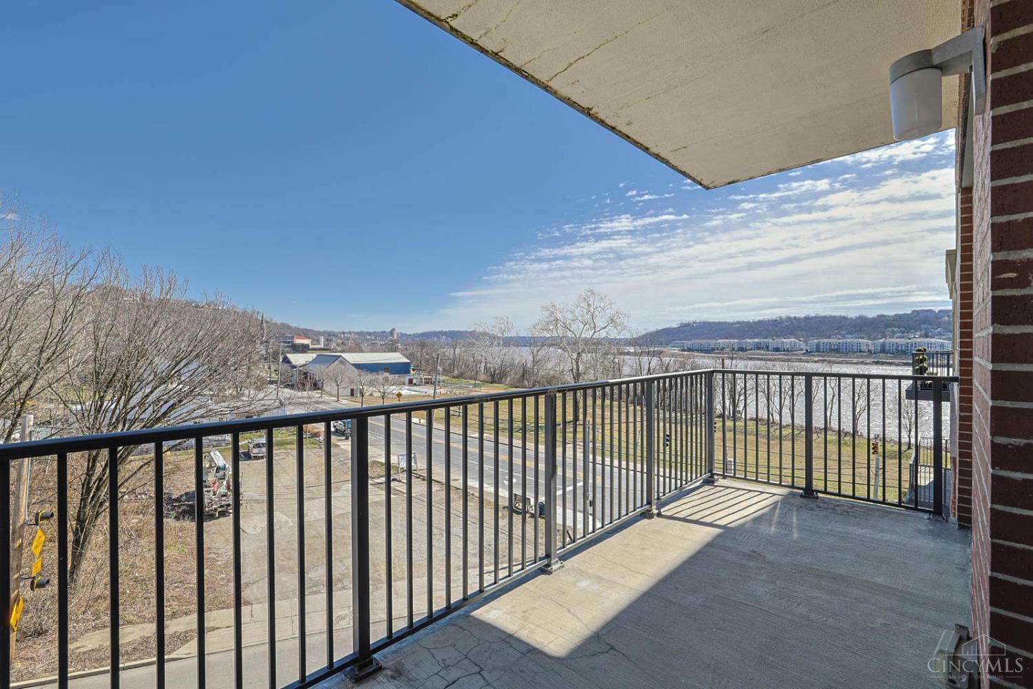 2260 Riverside Drive #402, Cincinnati, OH, 45202 — photo 21