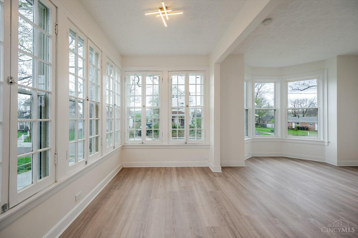 6832 Kenton Avenue, Silverton, OH, 45236 — photo 13
