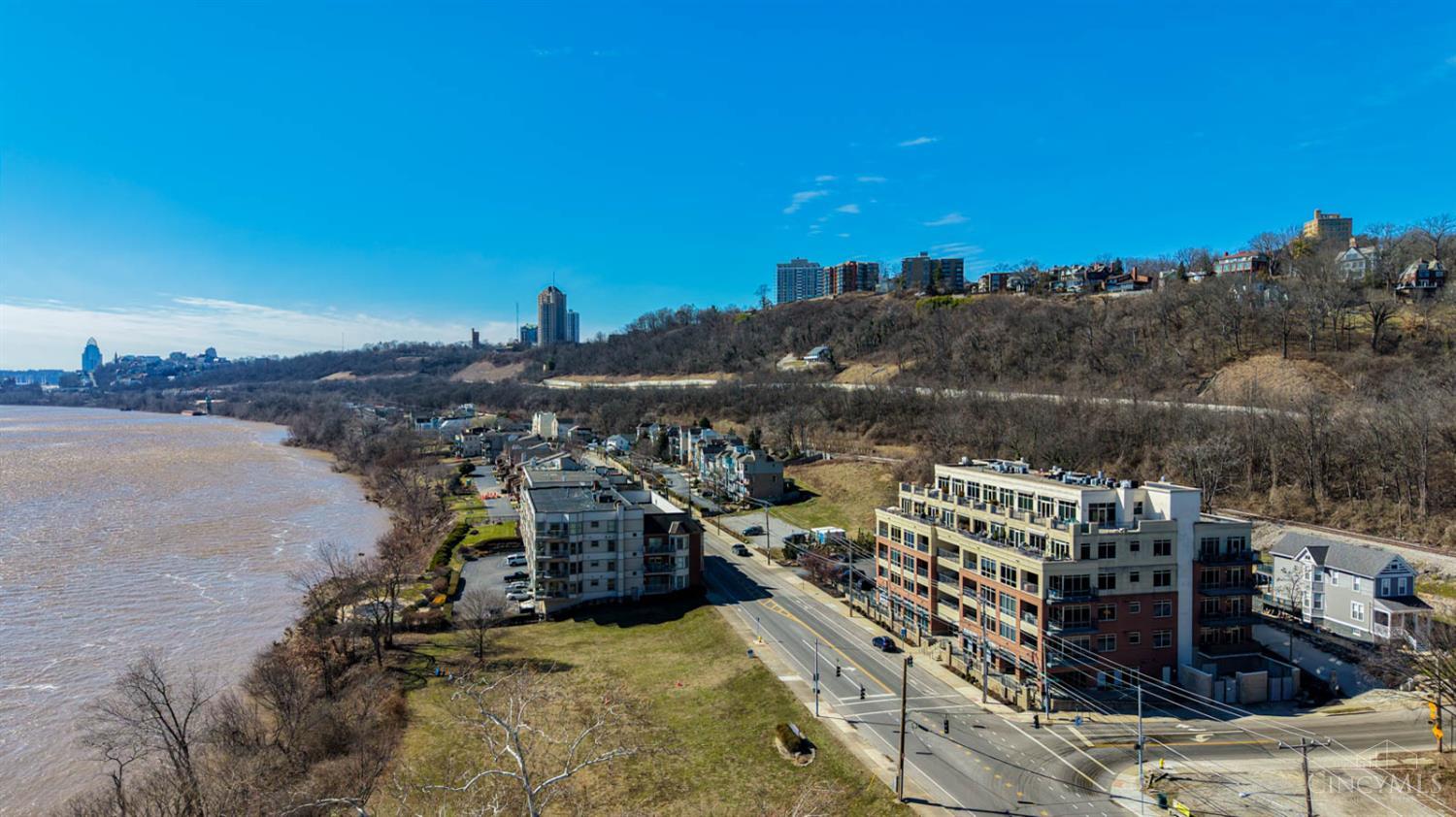 2260 Riverside Drive #402, Cincinnati, OH, 45202 — photo 3
