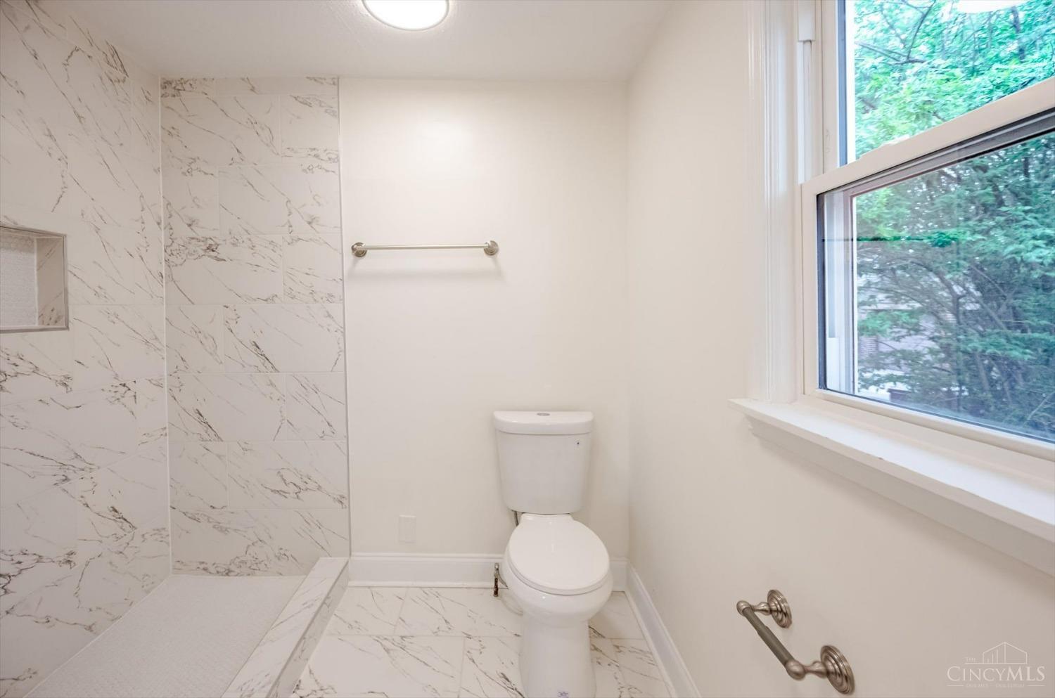6832 Kenton Avenue, Silverton, OH, 45236 — photo 18