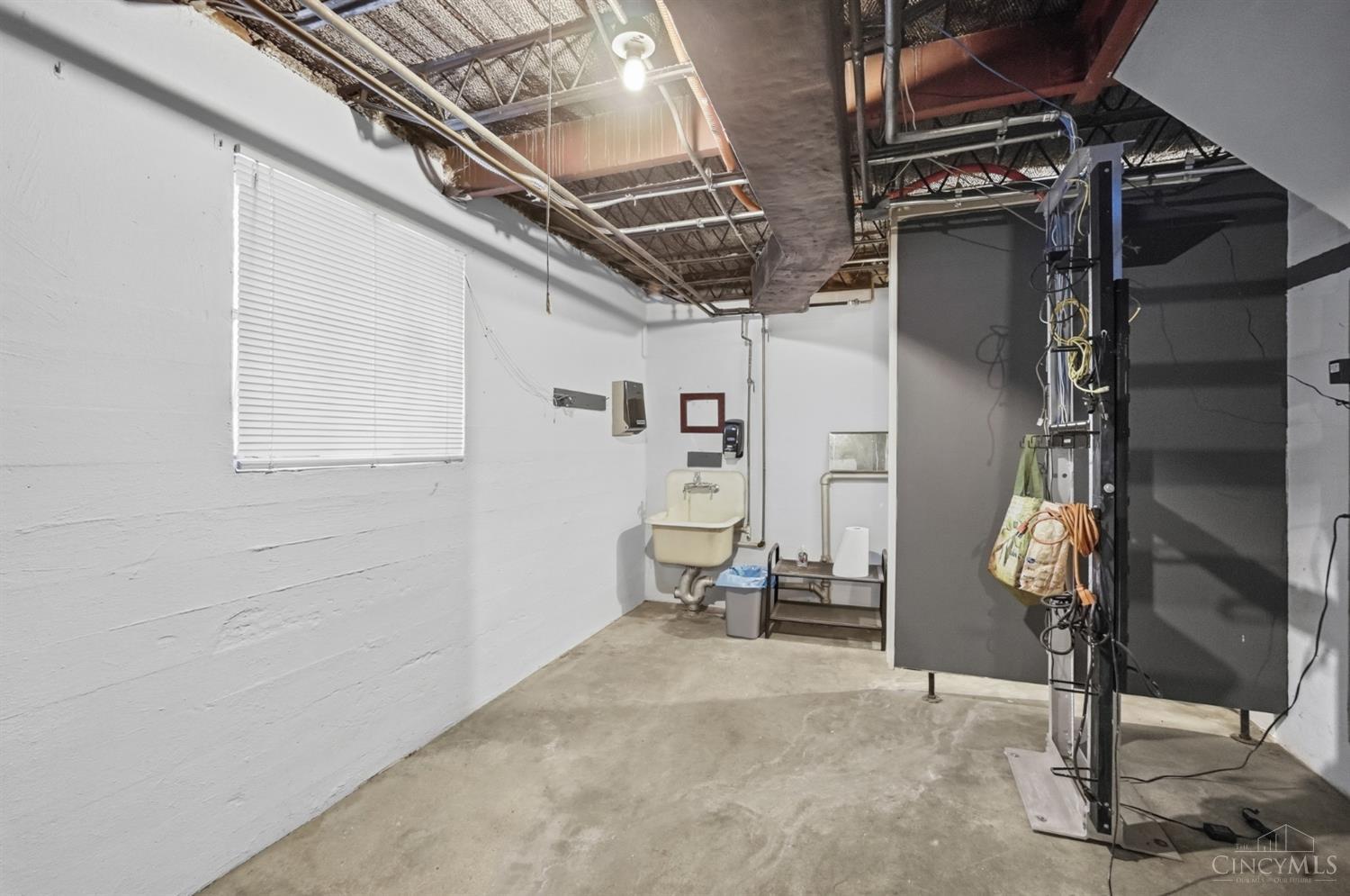 1703 Dale Road, Cincinnati, OH, 45237 — photo 39