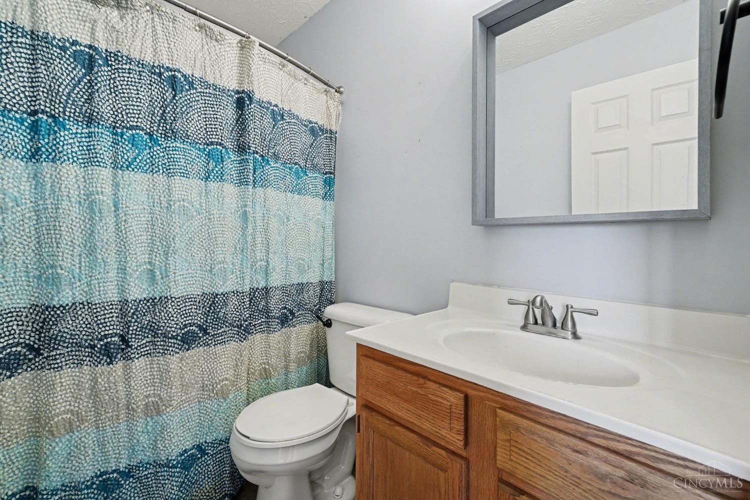 6492 Abingdon Hall, Hamilton Twp, OH, 45152