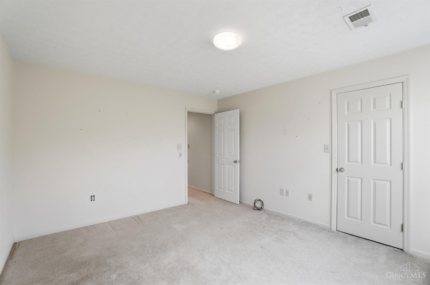 12061 Carrington Lane #102, Loveland, OH, 45140 — photo 32