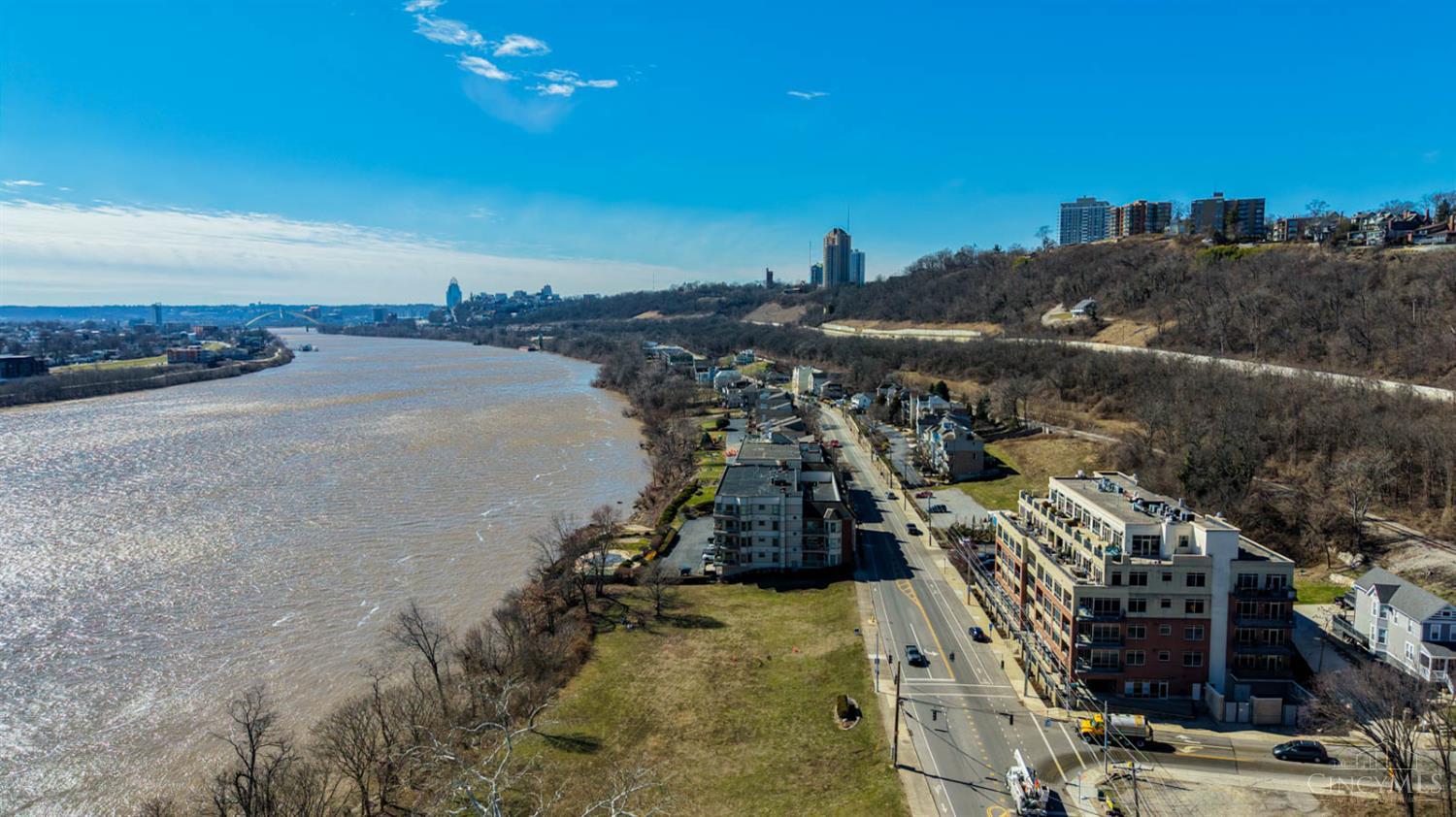 2260 Riverside Drive #402, Cincinnati, OH, 45202 — photo 42