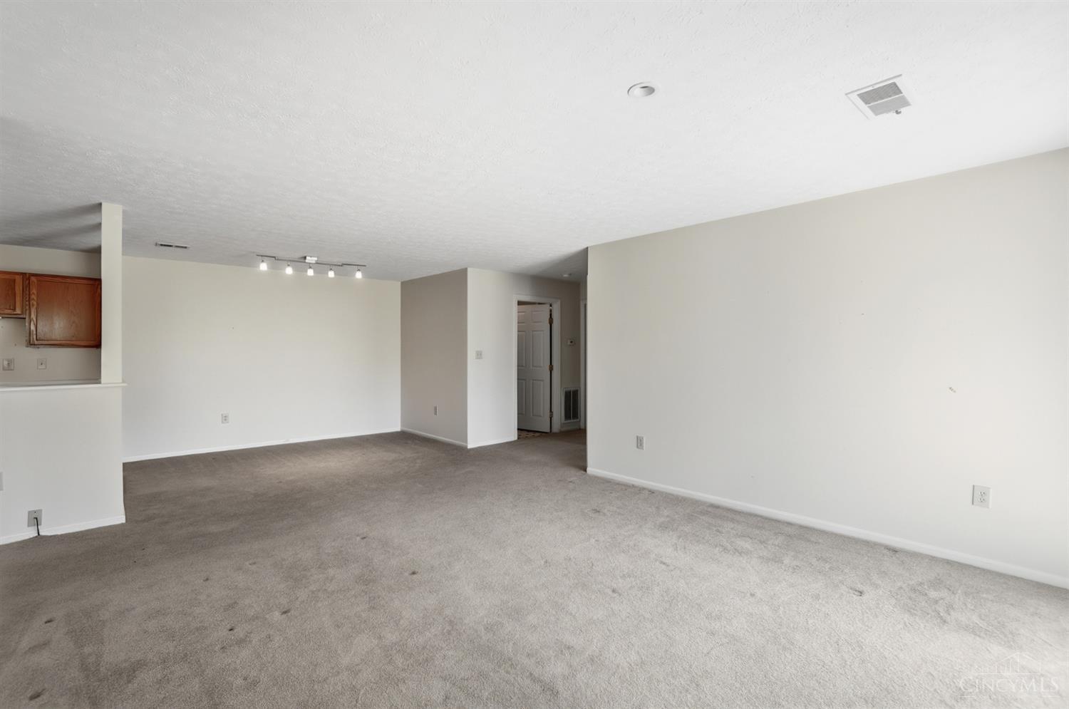 12061 Carrington Lane #102, Loveland, OH, 45140 — photo 13