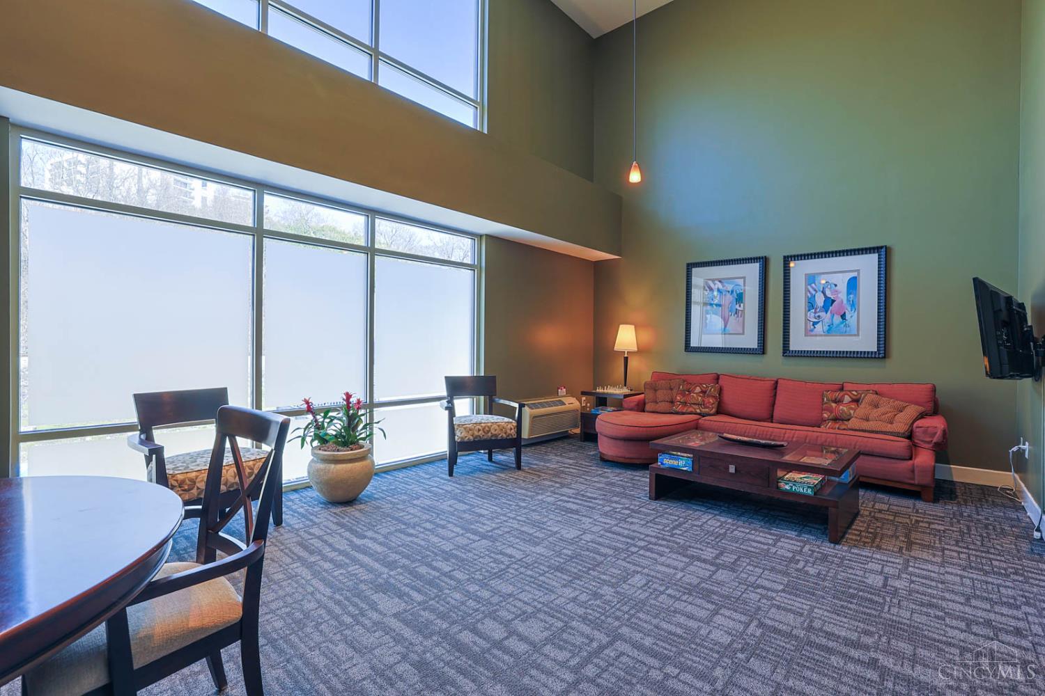 2260 Riverside Drive #402, Cincinnati, OH, 45202 — photo 25