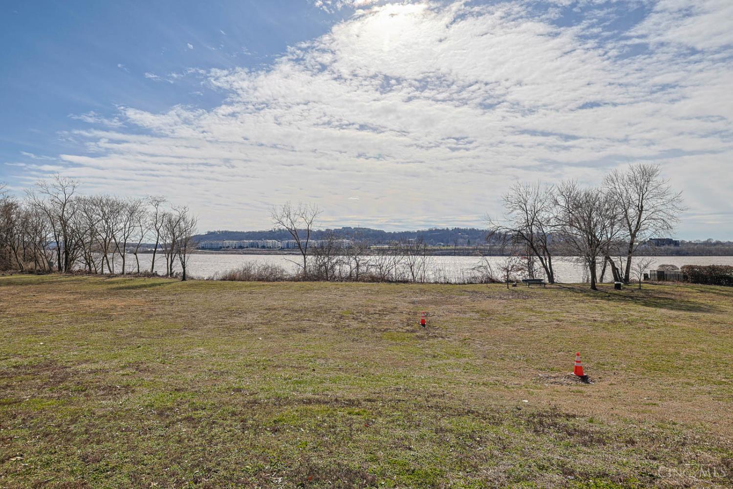 2260 Riverside Drive #402, Cincinnati, OH, 45202 — photo 39