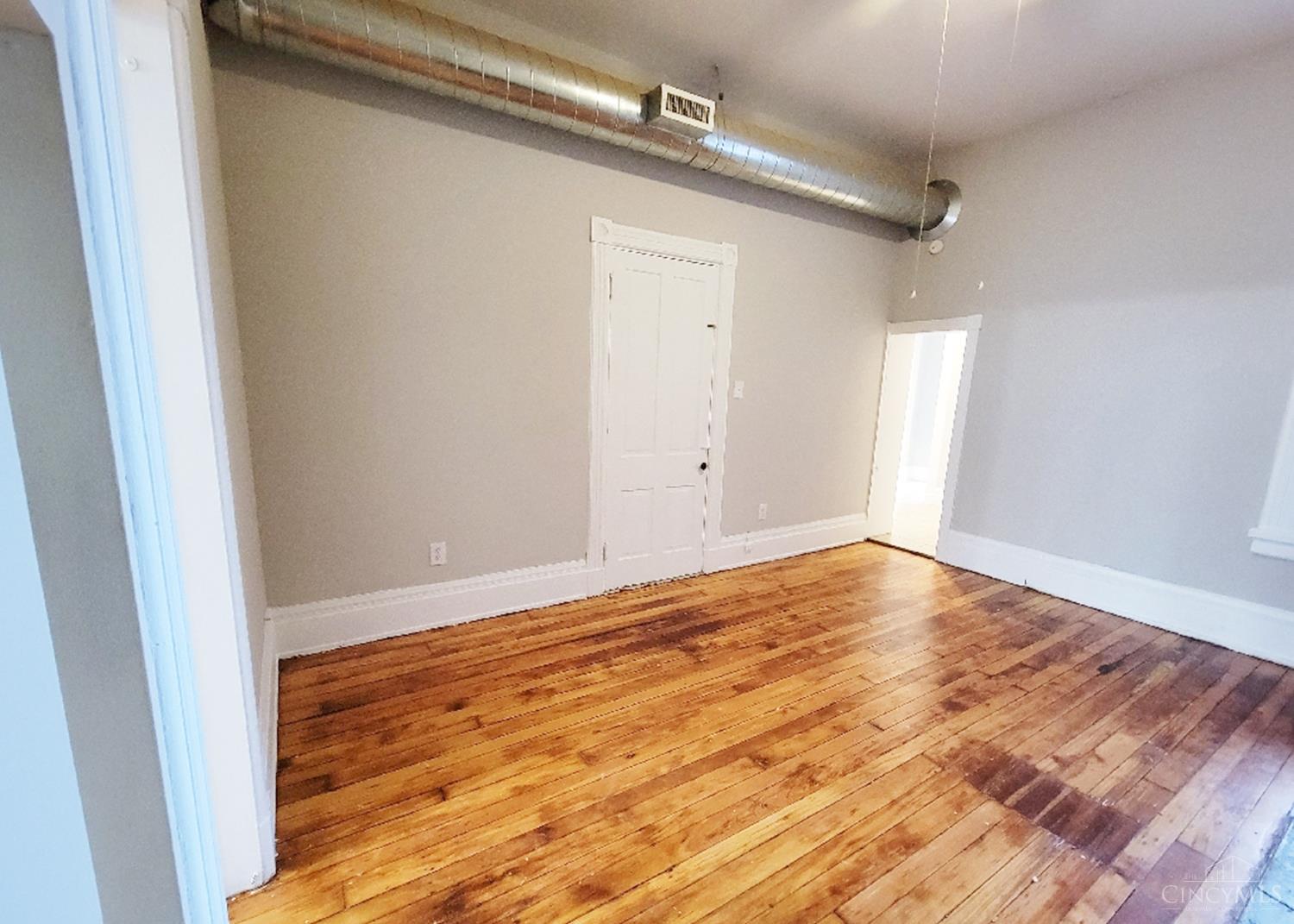 2219 Ohio Avenue, Cincinnati, OH, 45219 — photo 8