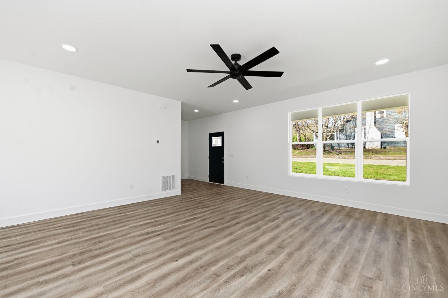192 Broadway Street, Williamsburg, OH, 45176 — photo 14