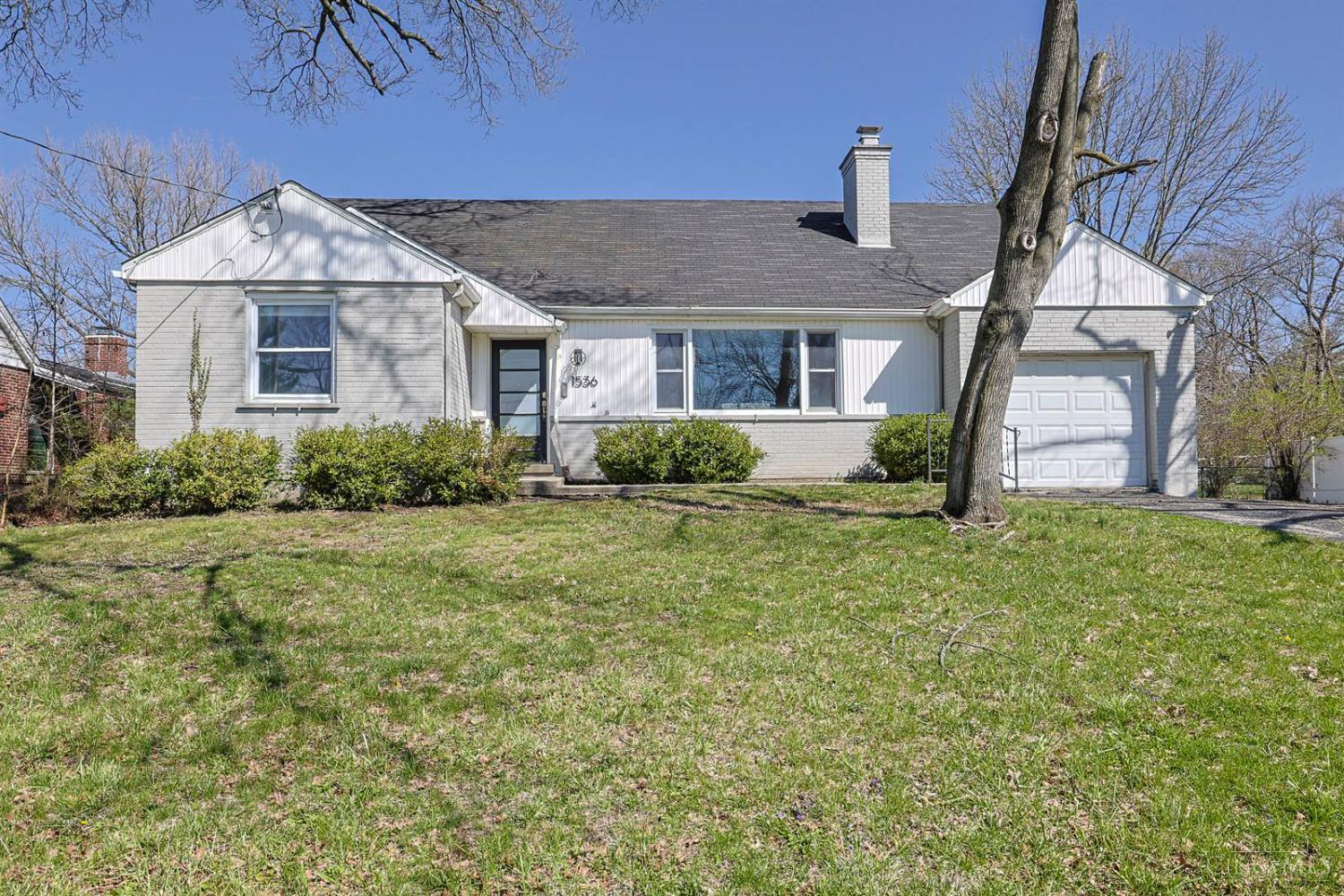 1536 Saint Clair Avenue