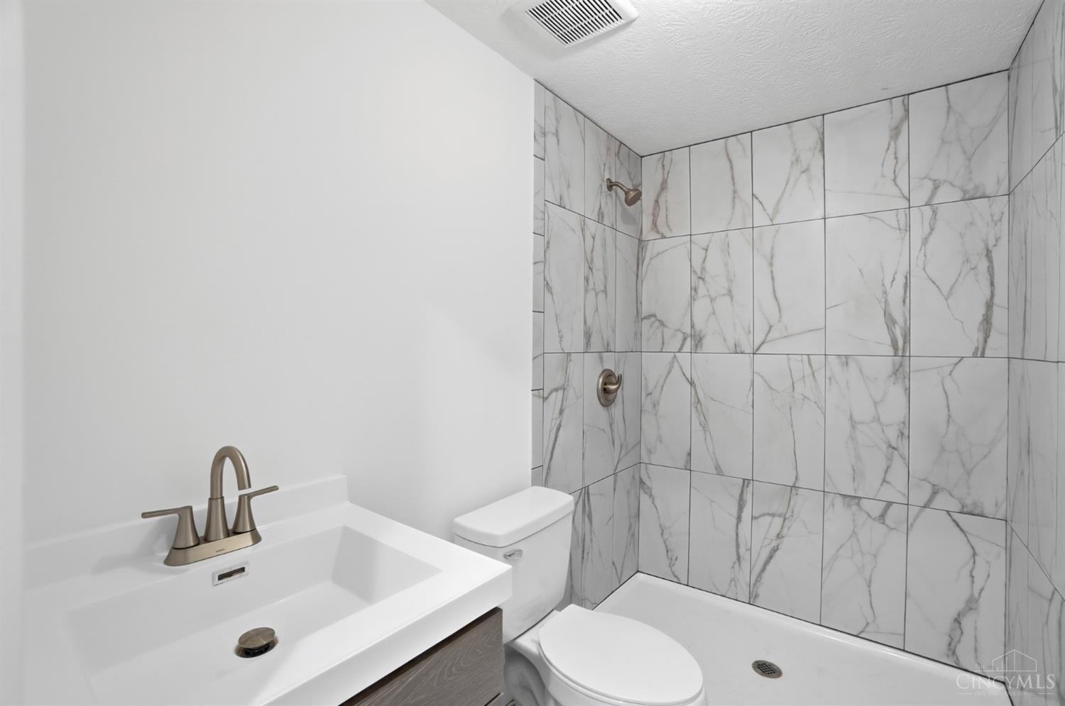 3008 Doe Drive, Franklin Twp, OH, 45005 — photo 44