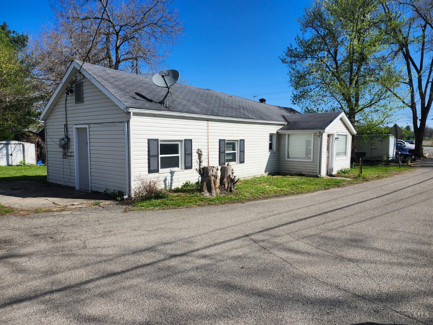 136 Cottonwood Drive, Millville, OH, 45013 — photo 6