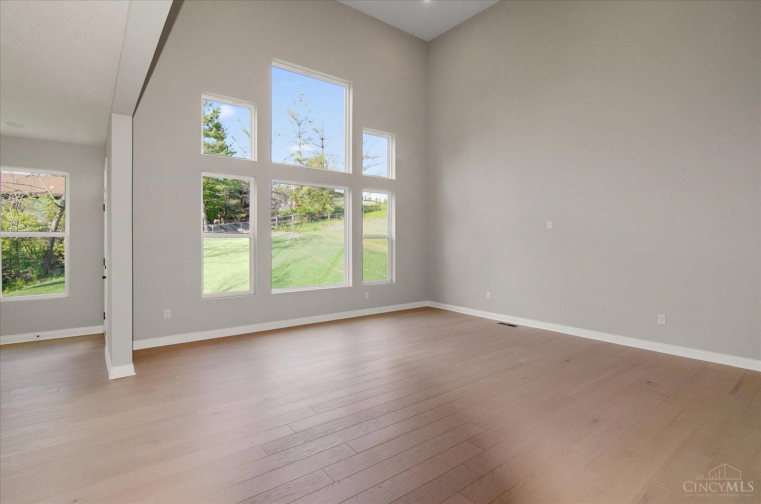 5225 Ivy Rose Lane, Green Twp, OH, 45247 — photo 8