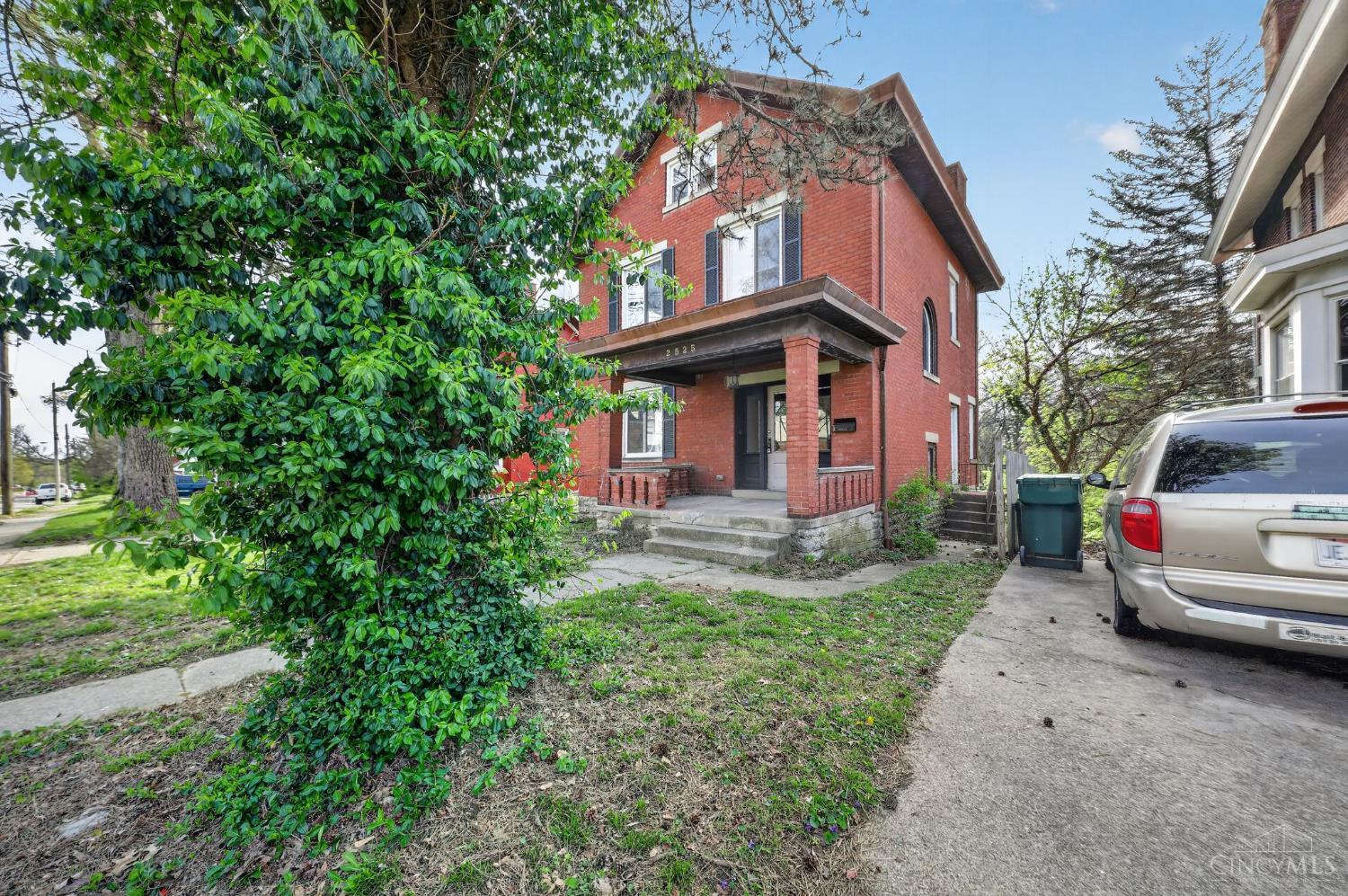 2525 Homestead Place, Cincinnati, OH, 45211 — photo 3