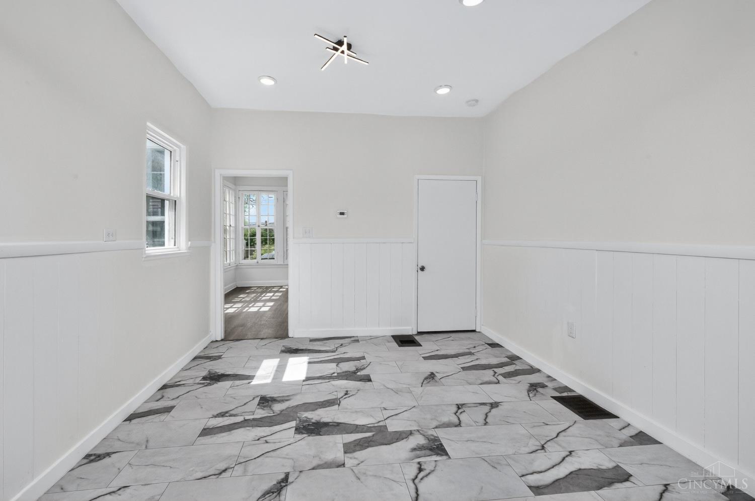 6832 Kenton Avenue, Silverton, OH, 45236 — photo 31
