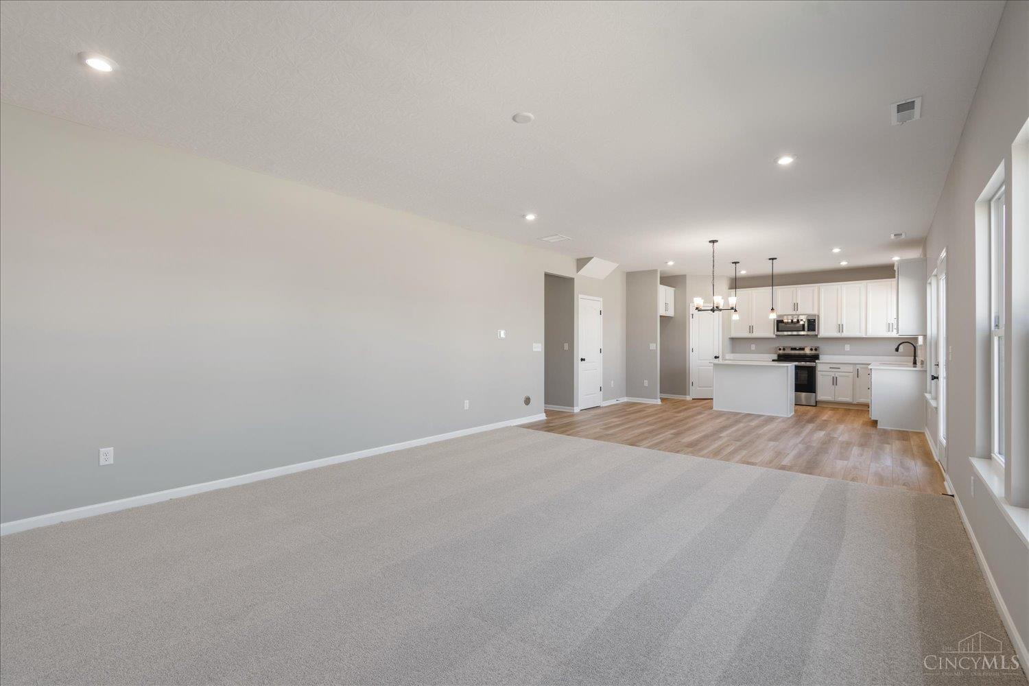 6071 Foothills Drive, Harrison, OH, 45030 — photo 10