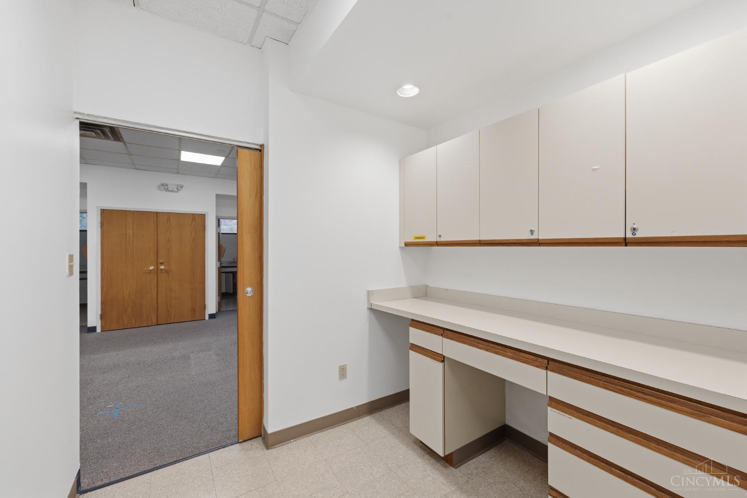 10196 Springfield Pike, Woodlawn, OH, 45215 — photo 13