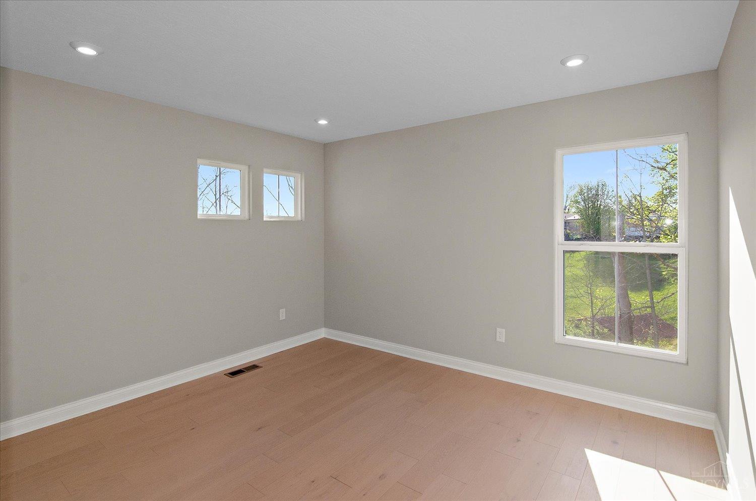 5225 Ivy Rose Lane, Green Twp, OH, 45247 — photo 24