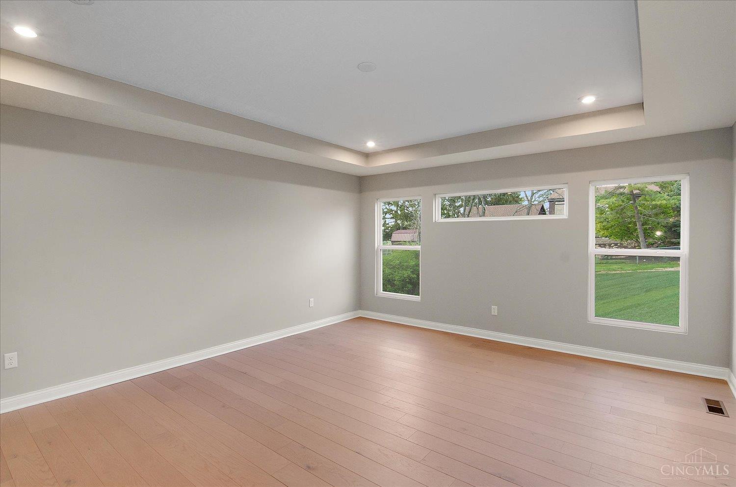 5225 Ivy Rose Lane, Green Twp, OH, 45247 — photo 15