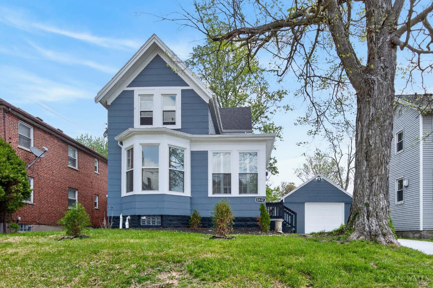 6832 Kenton Avenue, Silverton, OH, 45236