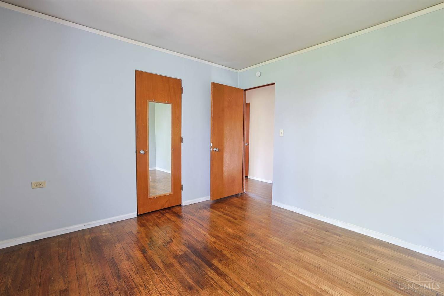 22 Avenell Lane, Greenhills, OH, 45218 — photo 13