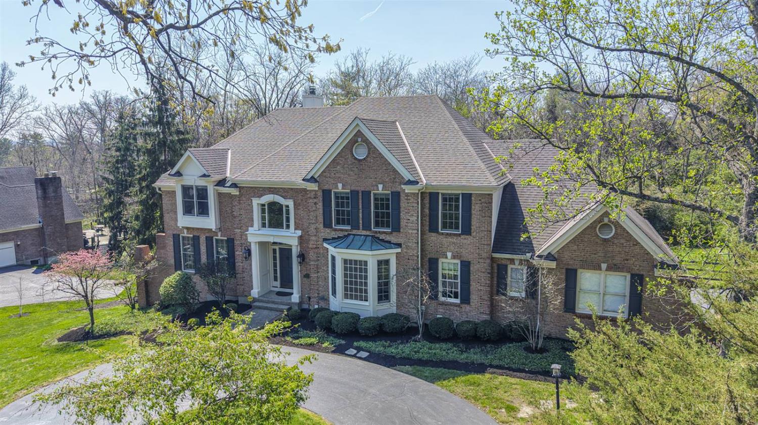Homes for sale in Indian Hill, OH | 4725 Miami Rd, Indian Hill, OH 45243 | MLS# 1873952