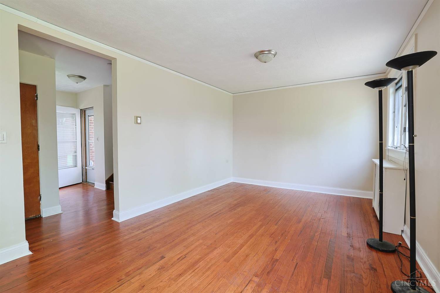 22 Avenell Lane, Greenhills, OH, 45218 — photo 7