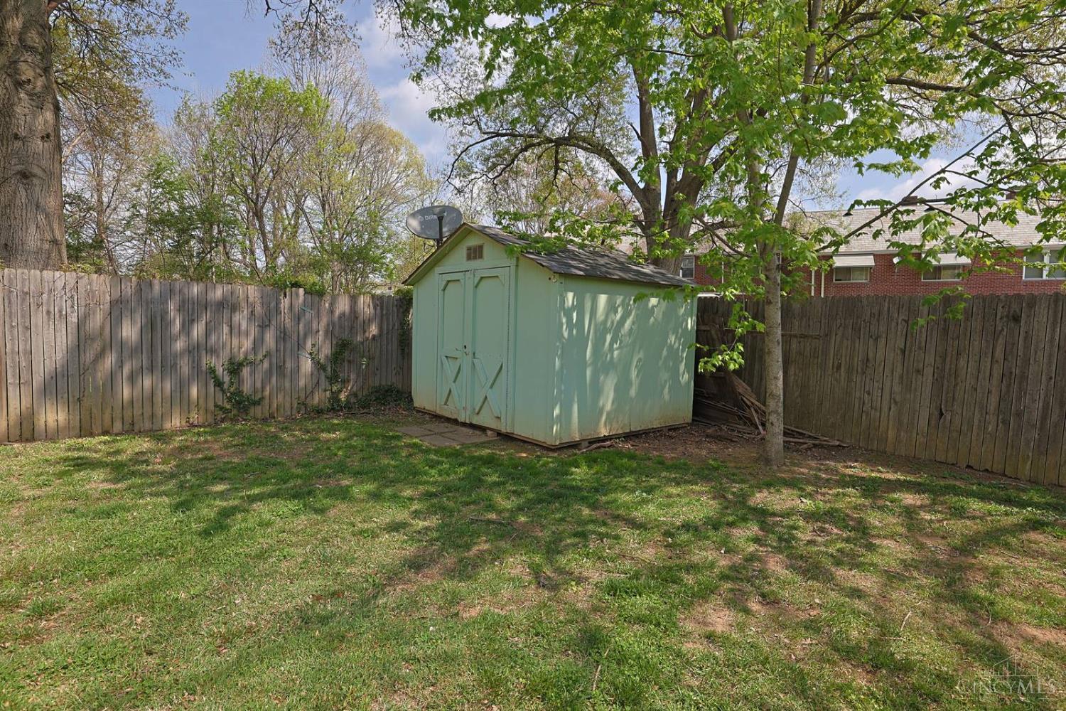 22 Avenell Lane, Greenhills, OH, 45218 — photo 22
