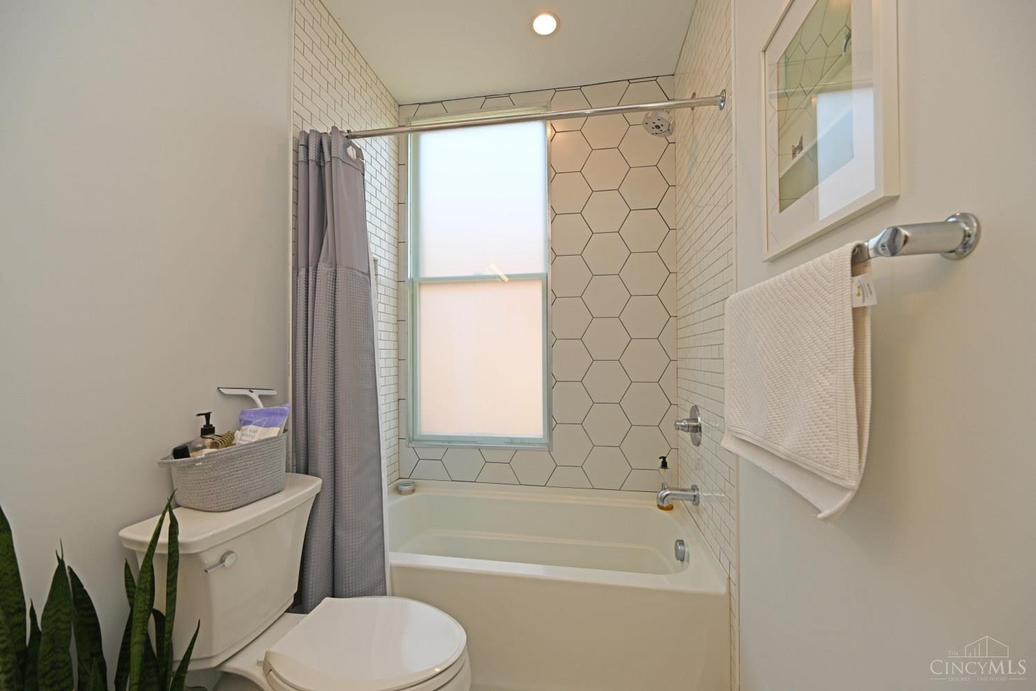1921 Vine Street, Cincinnati, OH, 45202 — photo 18